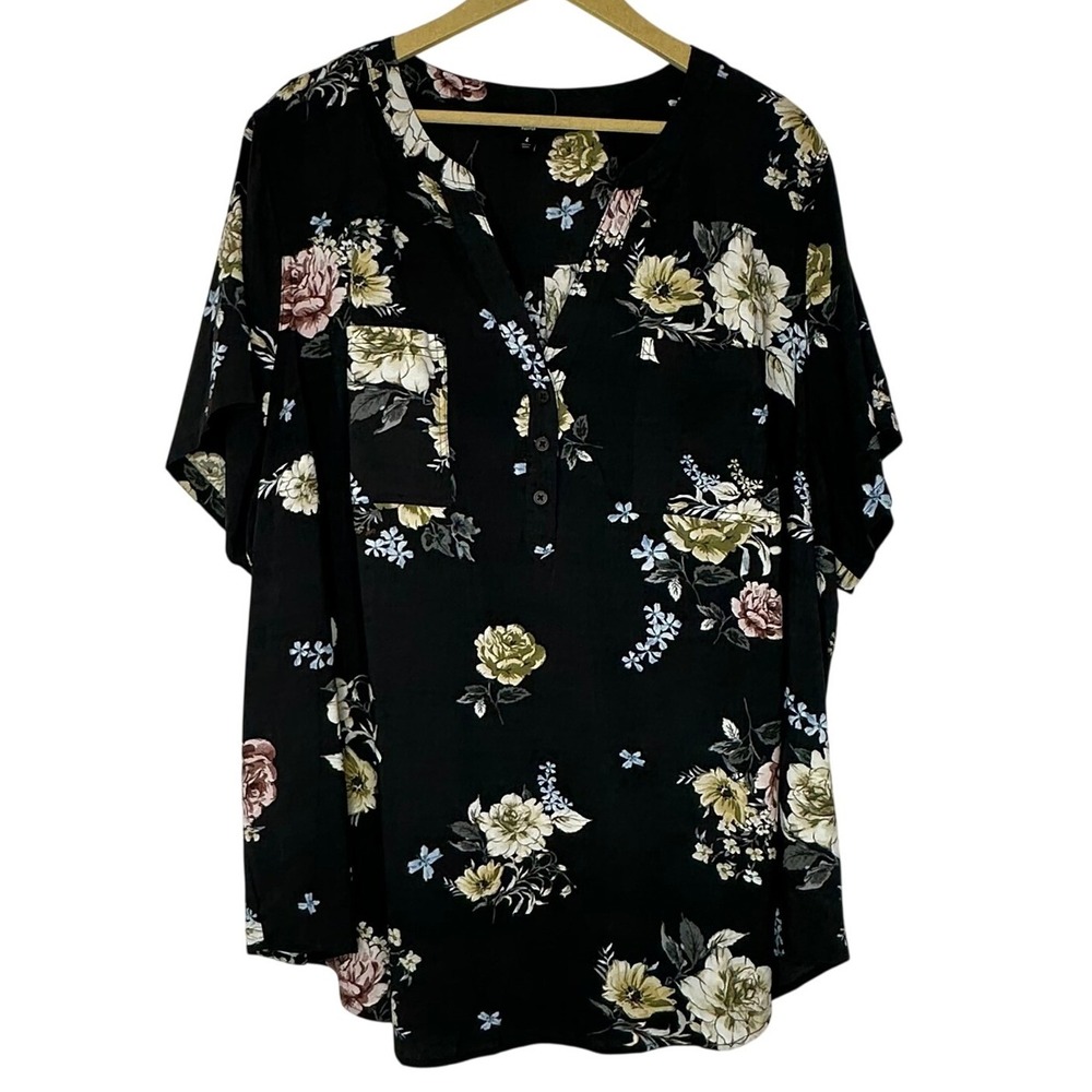 Torrid Harper Blouse Women 4 Black Adrianne Floral Washable Challis Short Sleeve